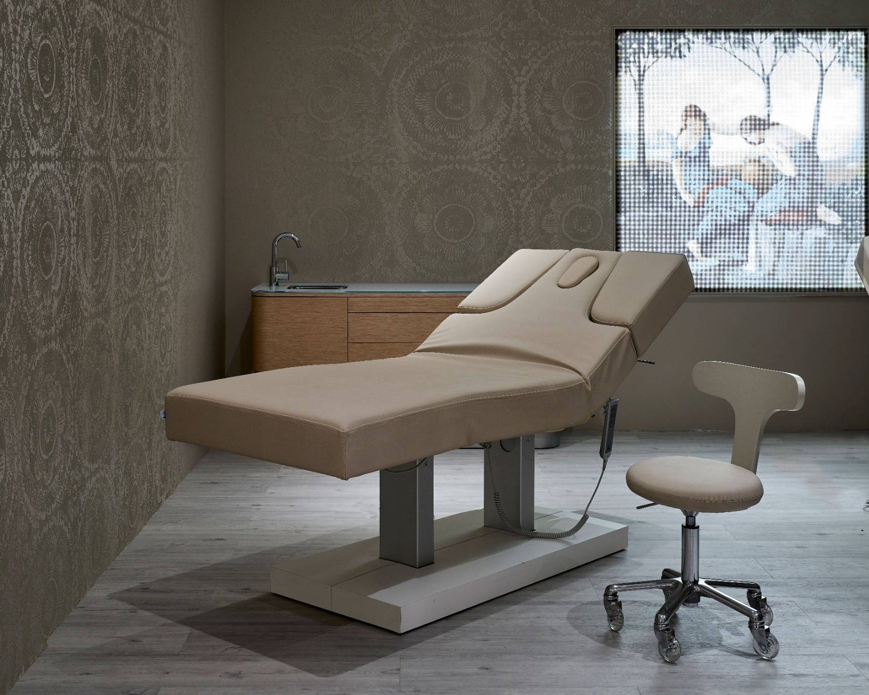 Massage Table Dubai